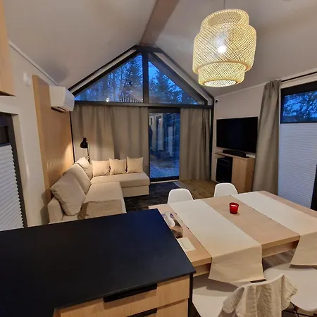 W Cieniu Debow Gorki (Sochaczew)